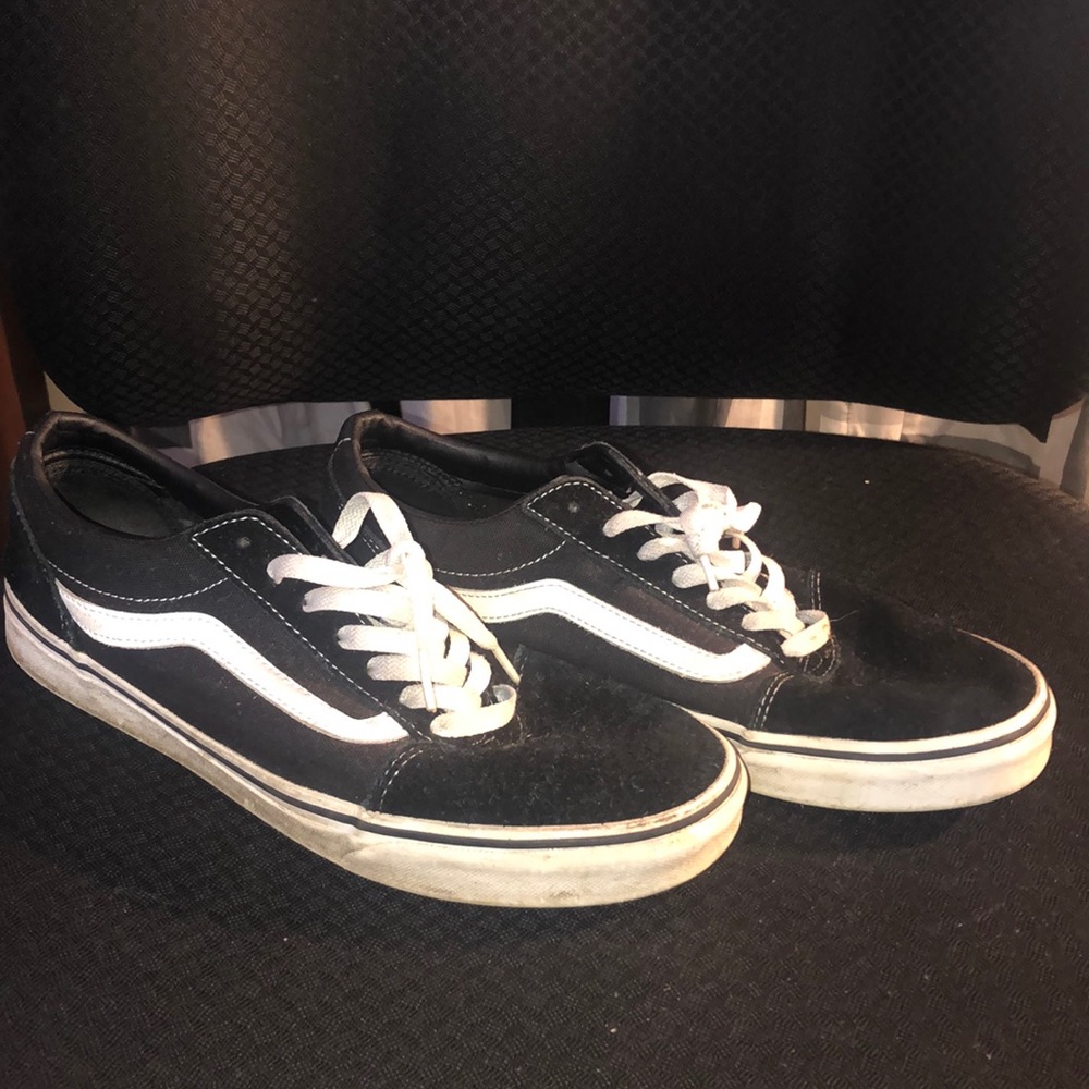 Vans - Picture 2 of 3